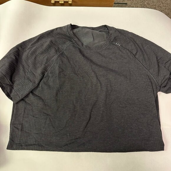 lululemon Metal Vent Tech Tshirt - Picture 1 of 2